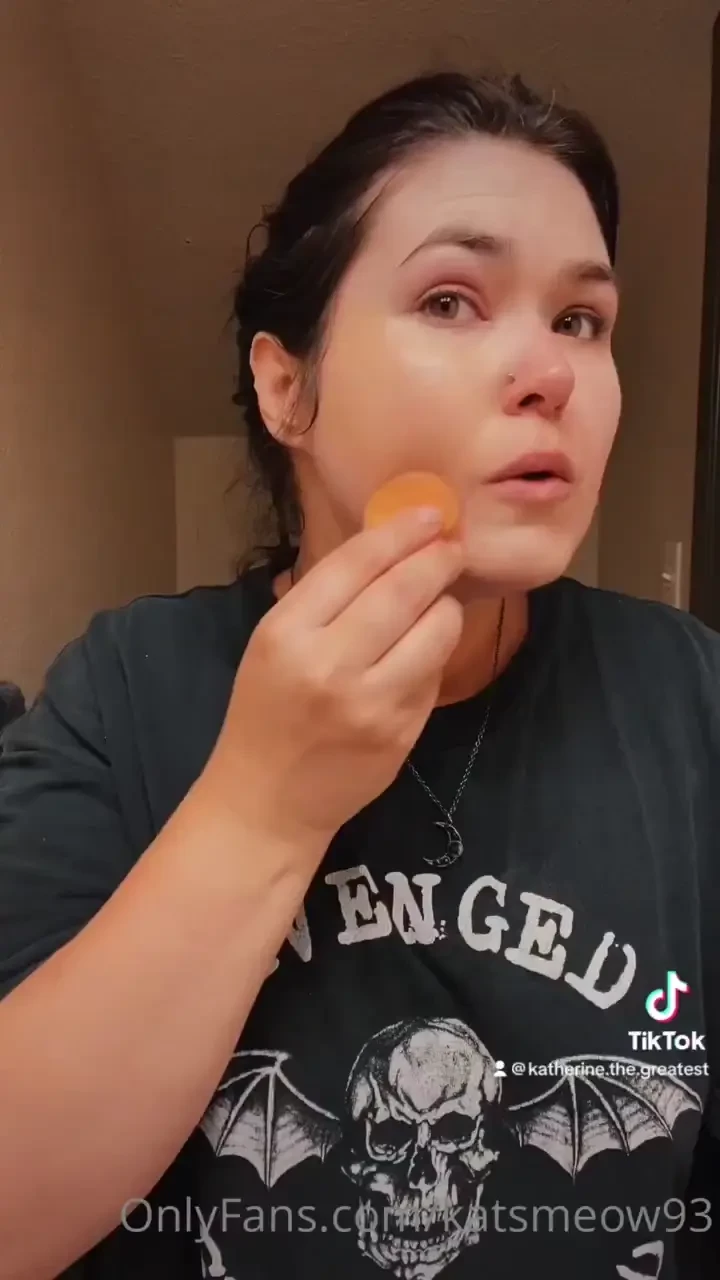 Just a little get ready with me video this morning im not always 