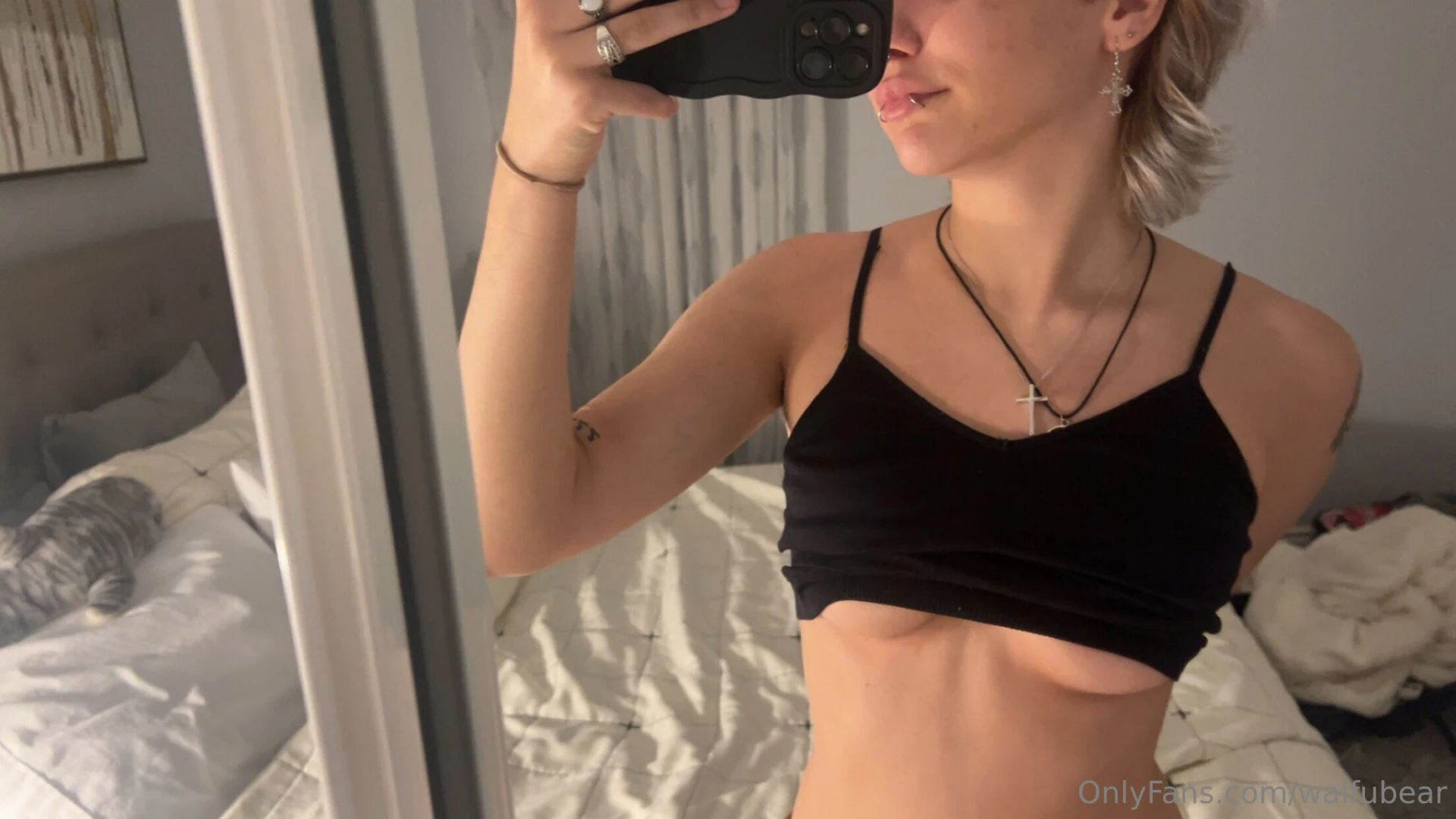 Testing how long you can go without touching me 