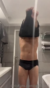 Message me to see me strip and play