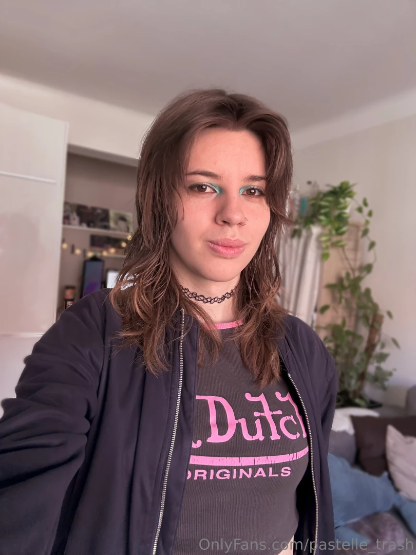 I m going out today how s my outfit 