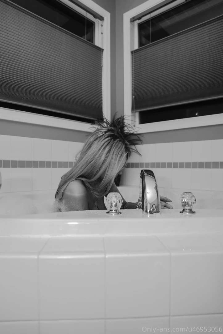 Wine in the tub i think yes 