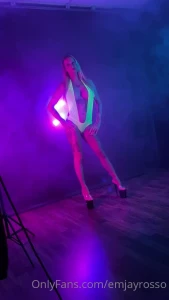 Ouh there went something wrong with my outfit during this photoshoot