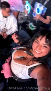 Took these videos for you babies at the twice concert