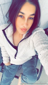 Im picking 5 members that buy unlock my messages today to win a 5 min part 1