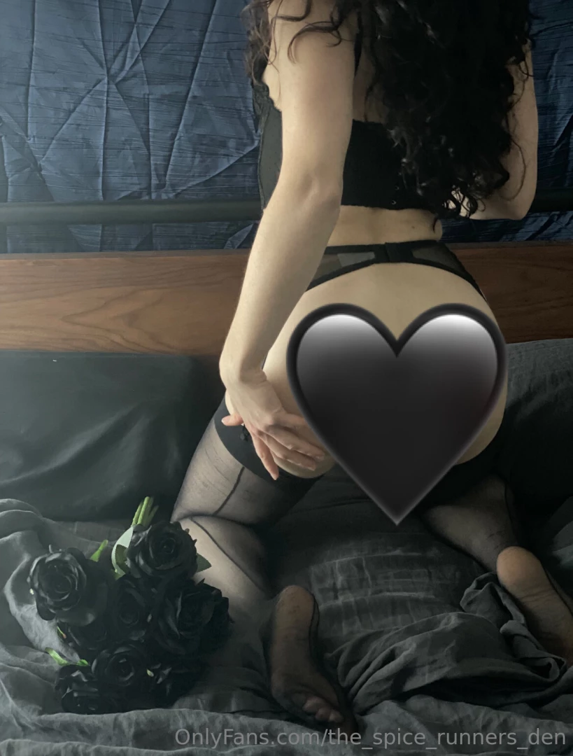 Three pics to warm you up one i m sliding in there as a bonus part 2 