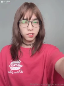Cutie nerd with a big c