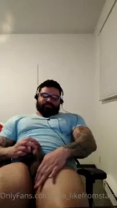 Dick tug