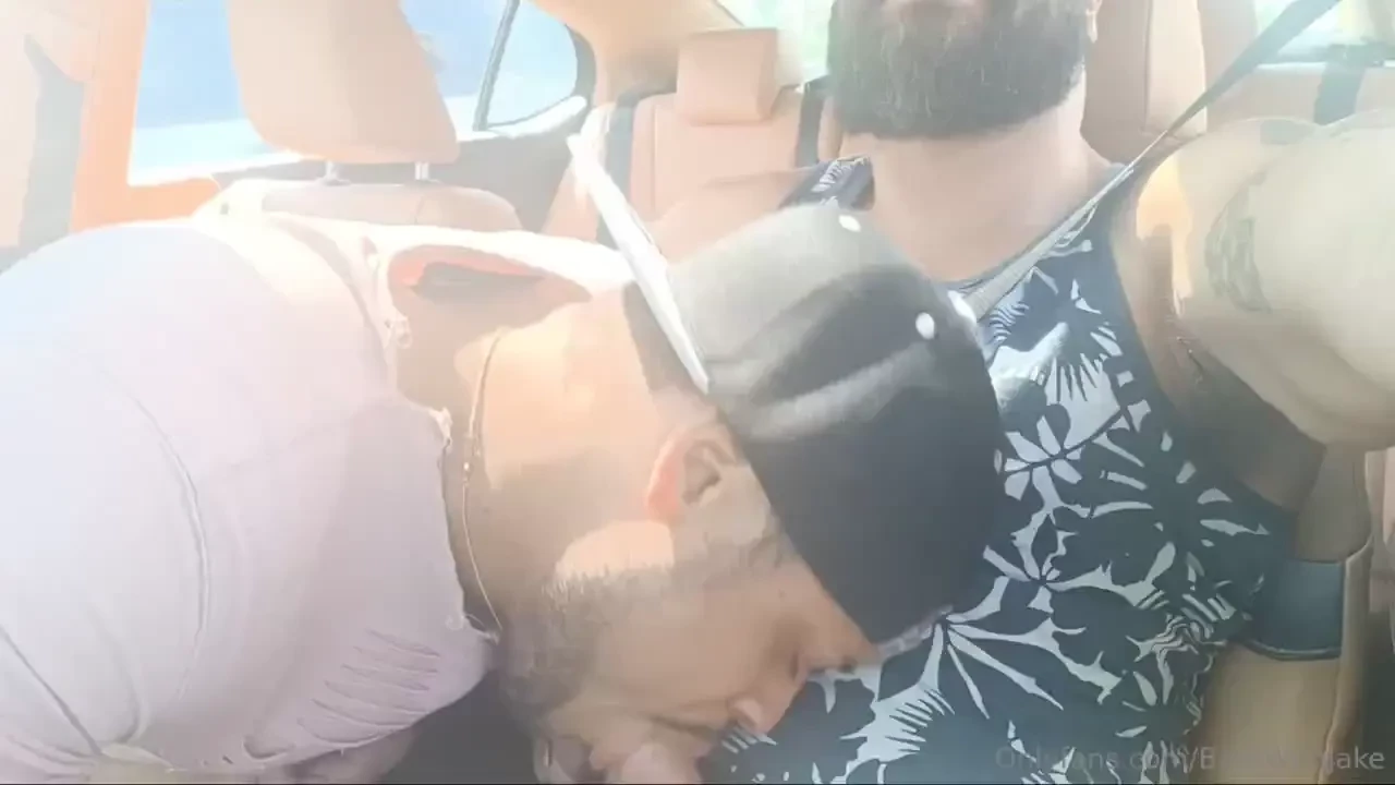 Bro sucking my dick in the car 