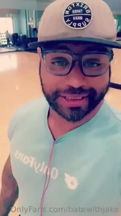 This is for fetish gear if you wanna see daddy in anything particular 