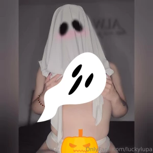 Just a little preview of a set that s gonna go up tomorrow