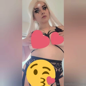 What do you think leona would say if she saw diana giving her a strip part 3