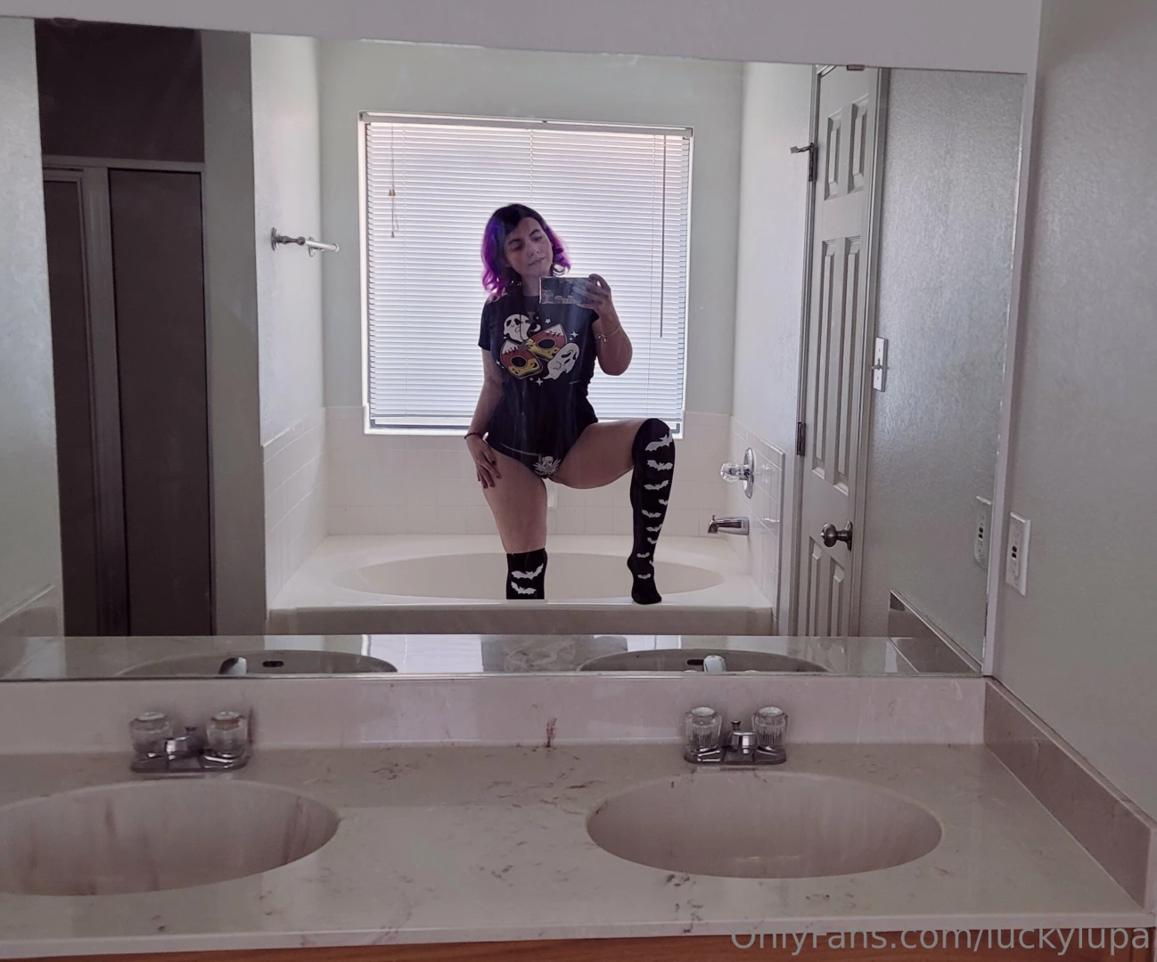 I can t wait to start doing shoots in here what character should be 