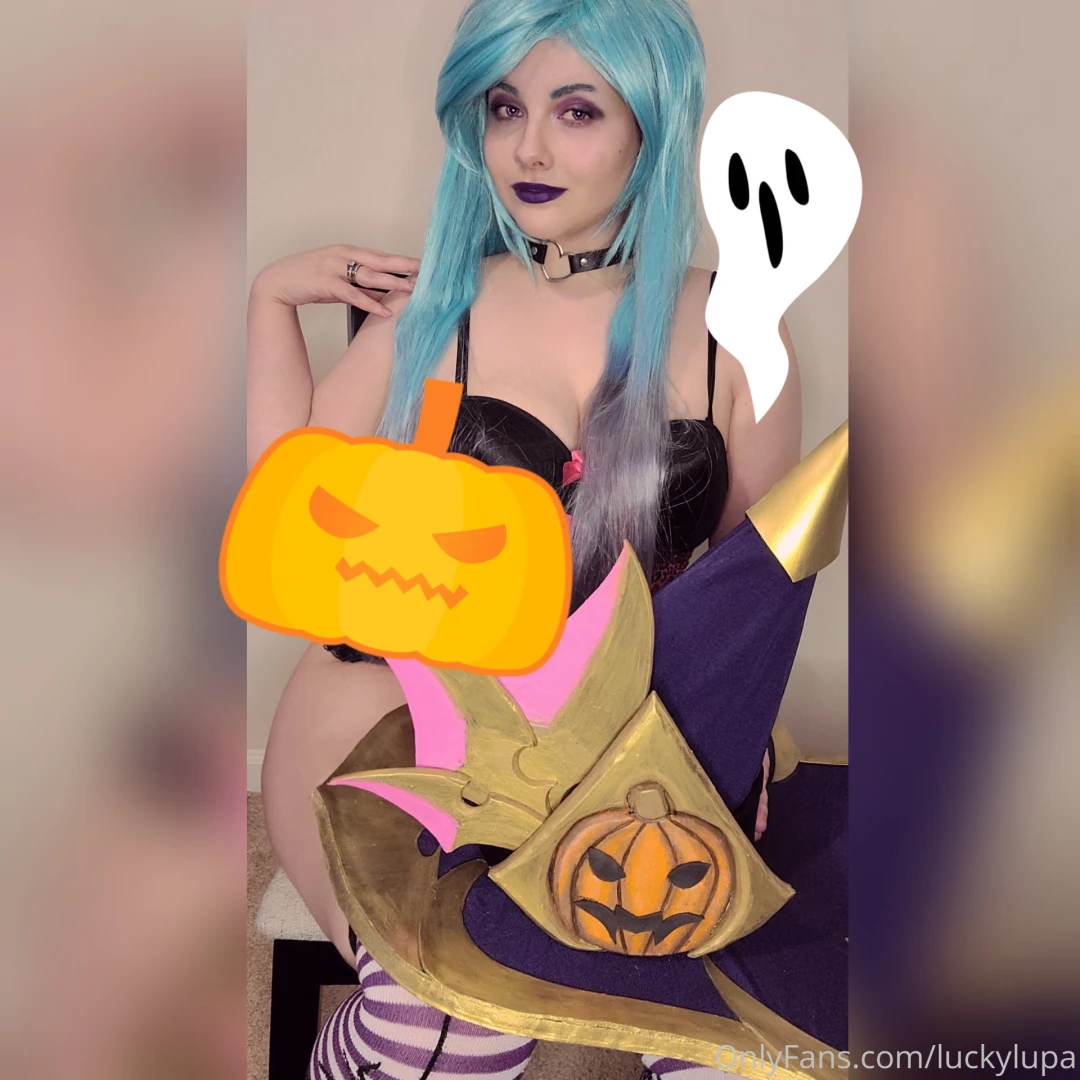 Happy halloween time for some bewitching syndra 