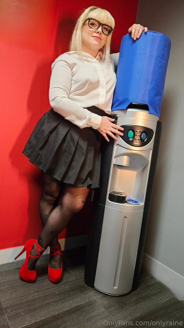 Okay it s january back to work holidays are over the office slut needs 