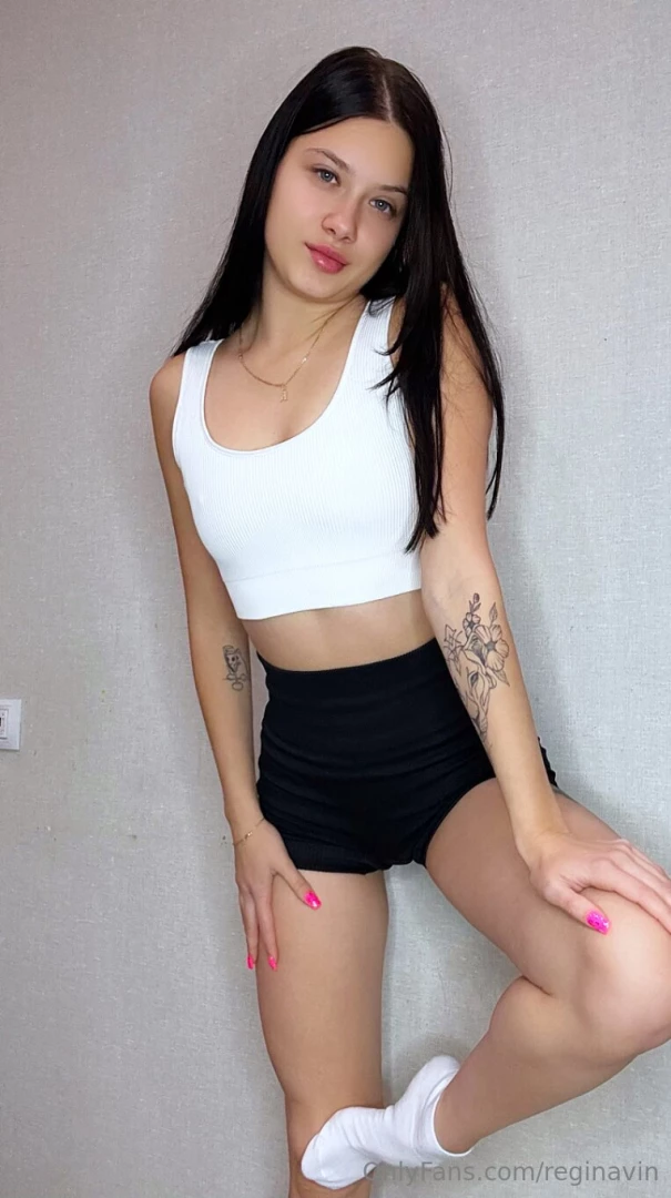 I m gonna do some stretching will you keep me company 