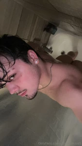 Stop looking at my eyes hehe