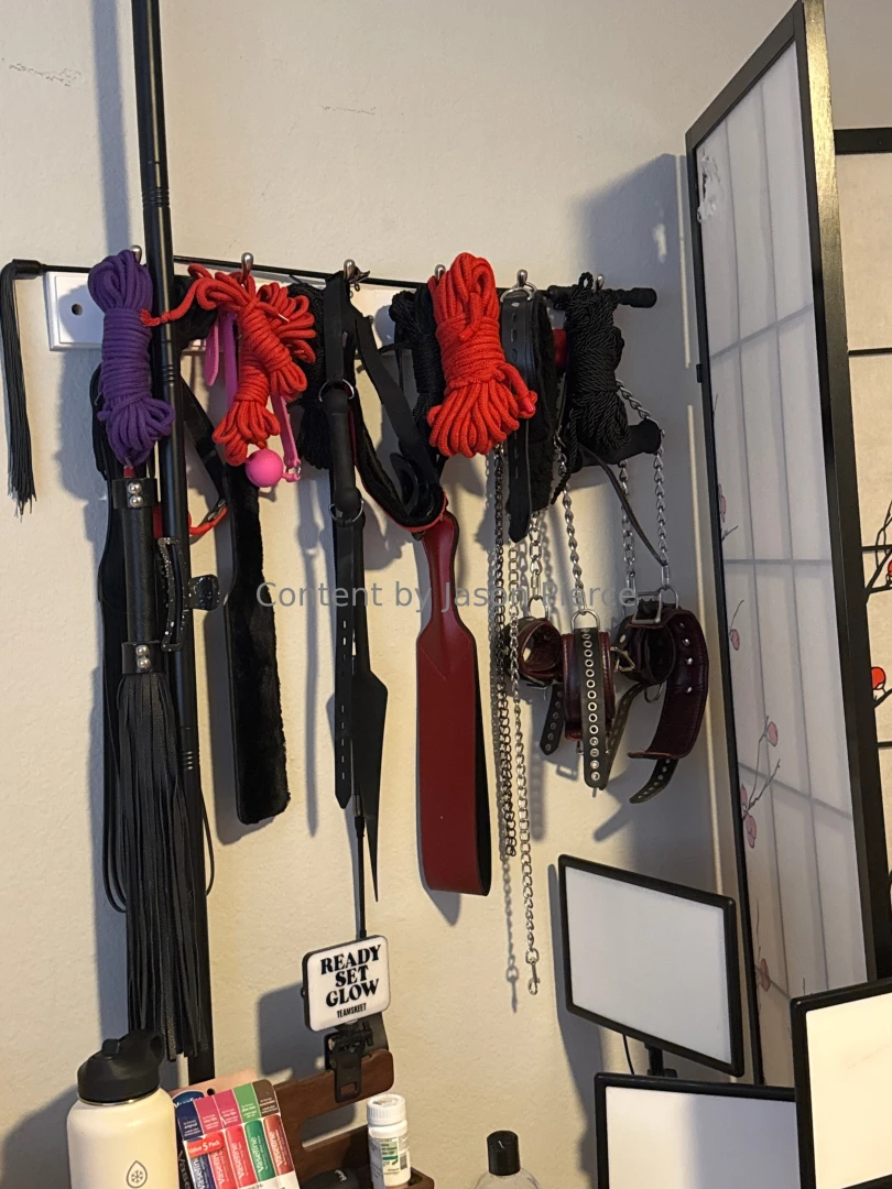 If you didn t already know i do kinky content too wanna see me use 