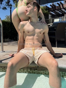 Mochimonaxxx and i are going live for free on of tonight at 6pm