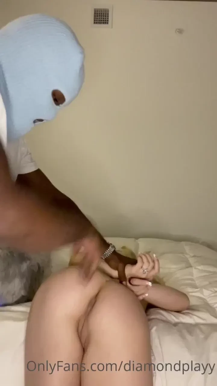 This turned me on wayyyyy more than it should ve 