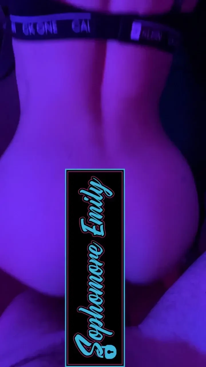 Tip me 5 if you wanna see the uncensored longer clip i ll dm you let 
