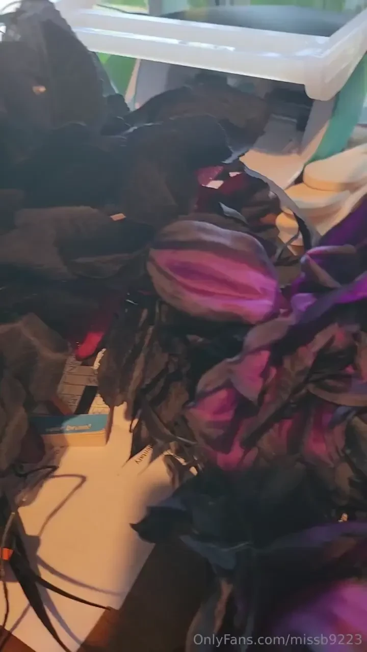 I am so excited to finally get to my spooky themed pics that i ve been 