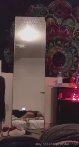 Let me put it in ur face daddy