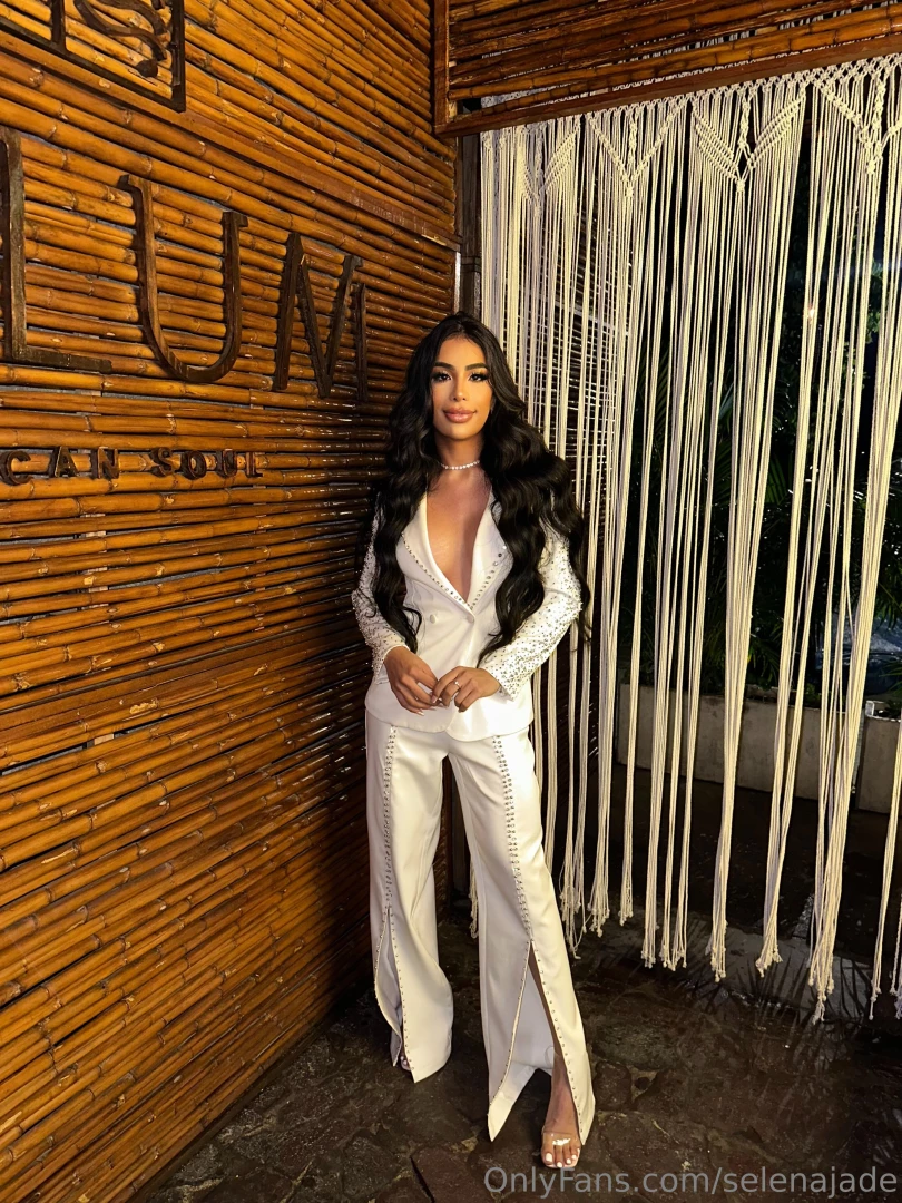 Here s the whole fit what do you think 