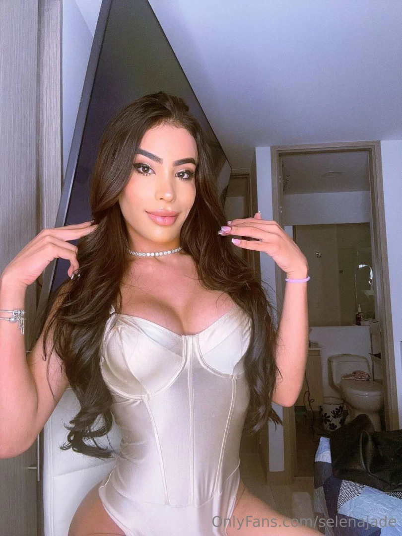 Gotta love this look 