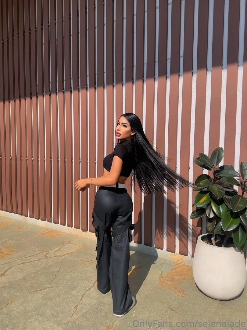 Unbothered and thriving 