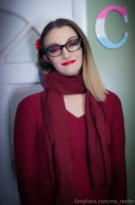 Tried my new grinch palette and wanted to do a cute look lemme know if part 6