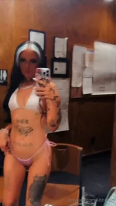 Dm me for personalized content feeling generous today tell me what u