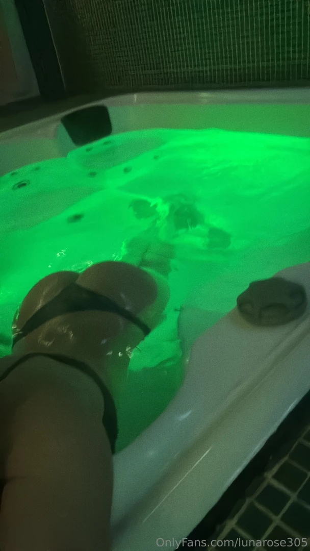 Like if i should do a livestream in spain 