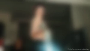 Had a shitty day today so could really use ur praise rn if i roll my