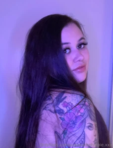 I ve gotten a lot of new subs here recently so first off hii second i