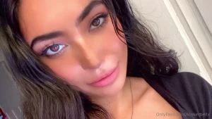 Just look into my eyes they re so pretty i won t try to hypnotise you