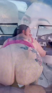 A random guy invited me on his boat and fucked me in the middle of the