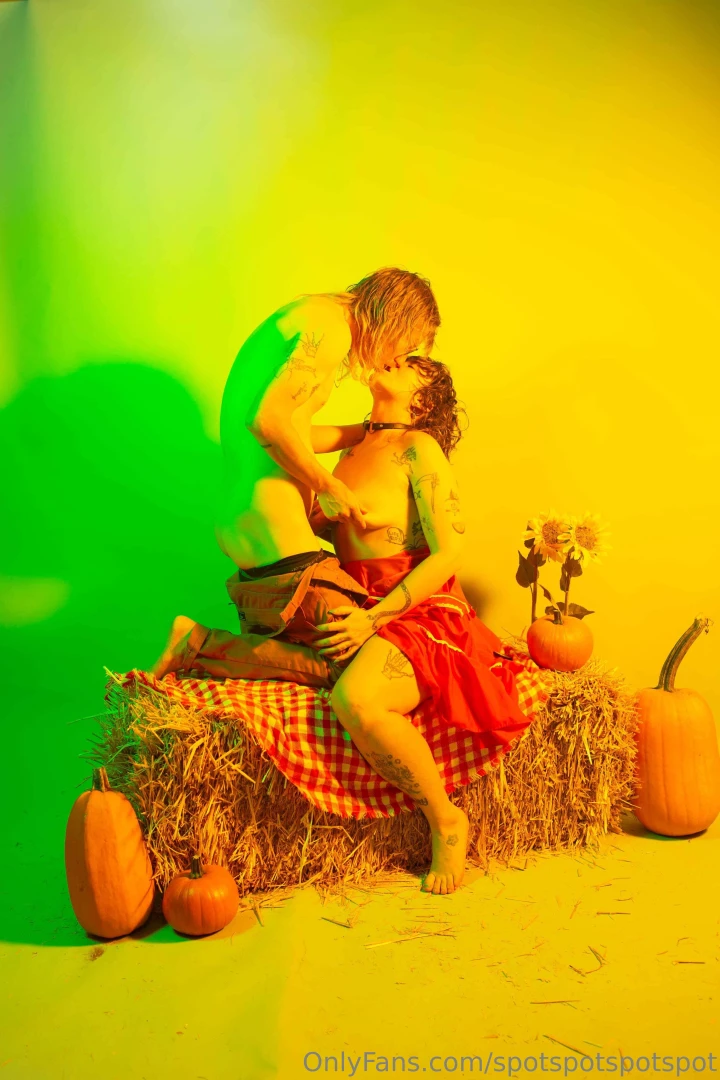 Last fall with pony videos of all these photo sessions are available part 5 