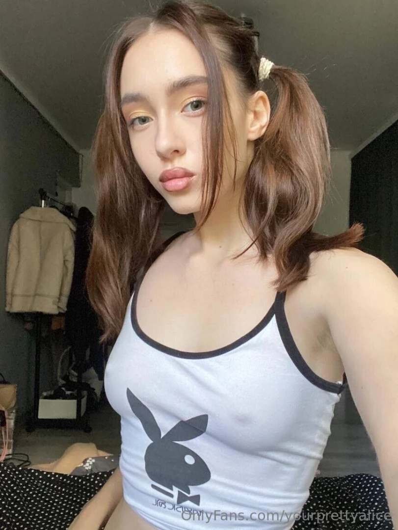 Free only for 14 subs this cutie is online and horny show her some part 73 