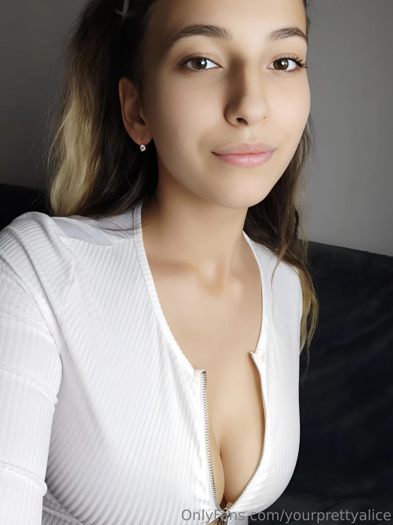 Naughtyilona wants to ride your big throbbing cock i know you want to part 50 