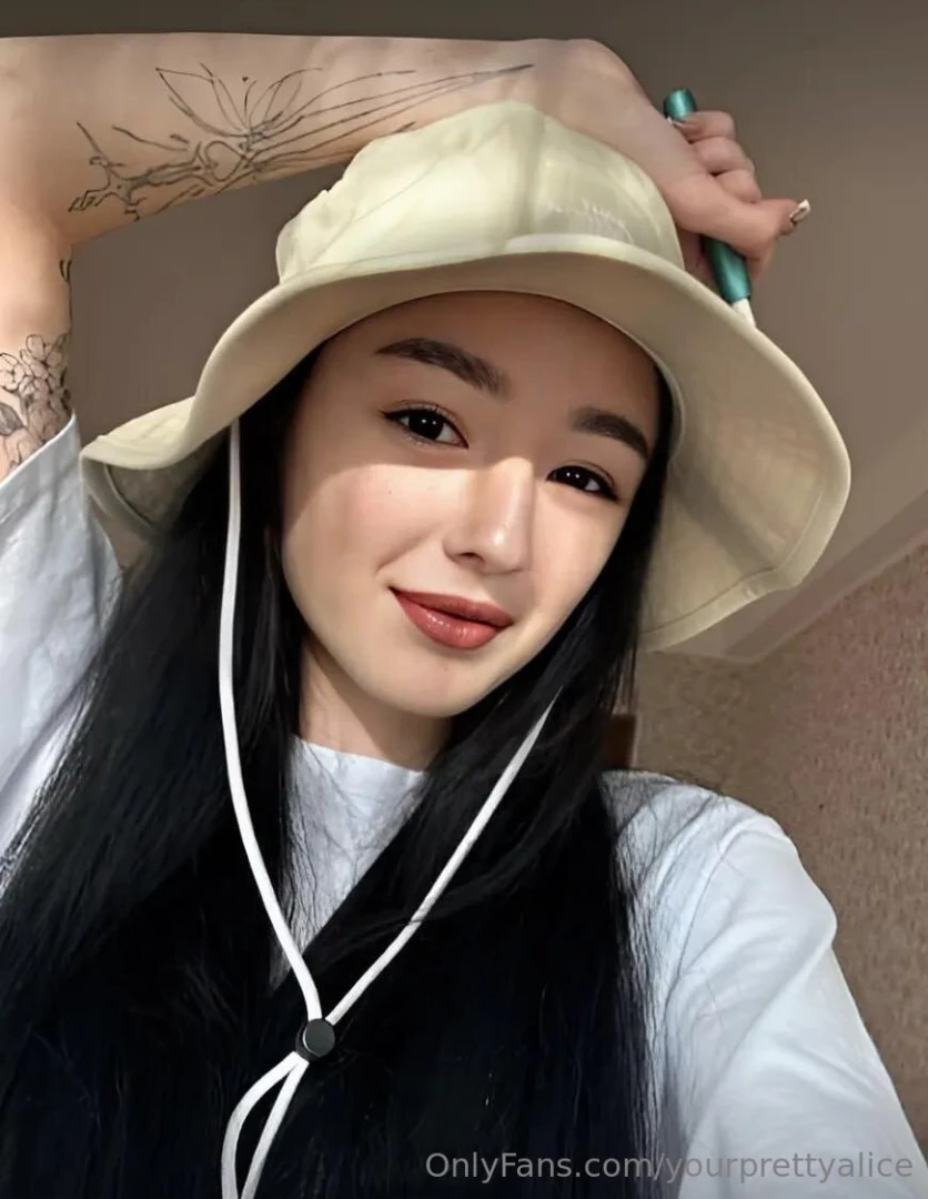 Free subscription 18 year old cutie yoursecret_alana she is so part 27 