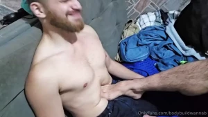 Preview its bodybuilder wannabe s turn to have some fun with vinny