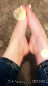 Who want a foot job