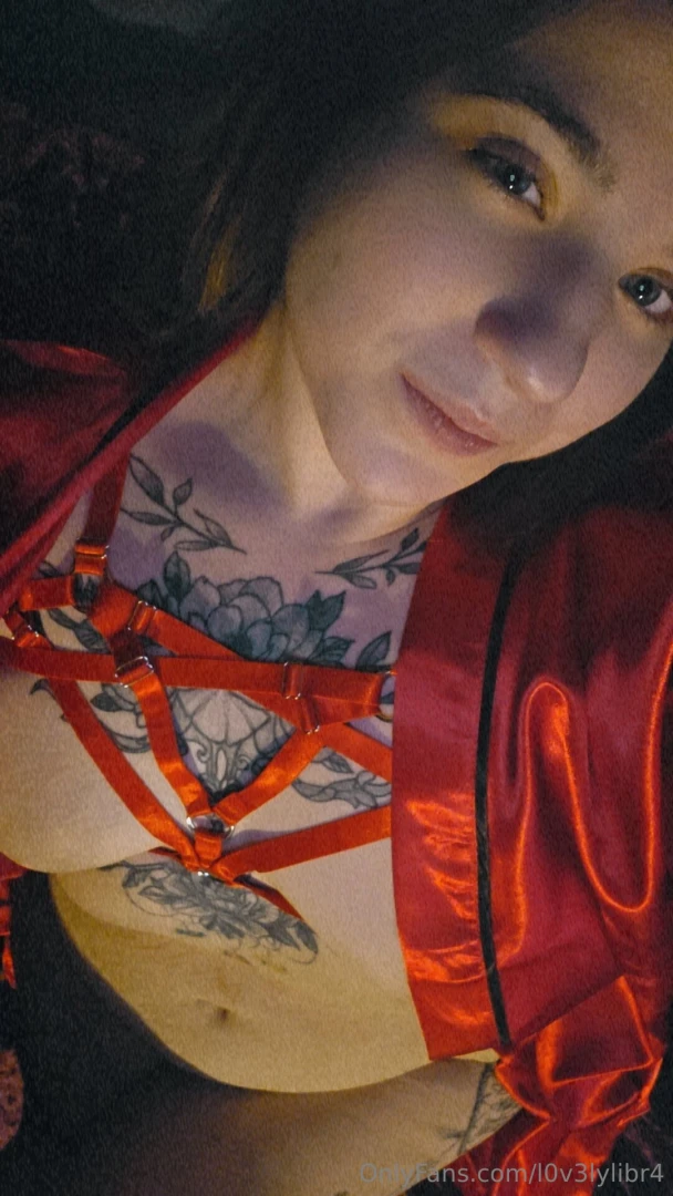 Good morning cuties i ve been a naughty naughty girl 