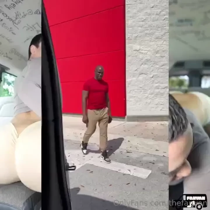 This lucky mfer quit his job to fuck baddie milf on thefanvan click 