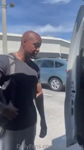 Fanbus 70 he left the gym at the right time went from pumping iron to