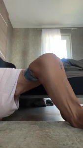 4 min long daily workout video in supersexy outfit in your dms showing