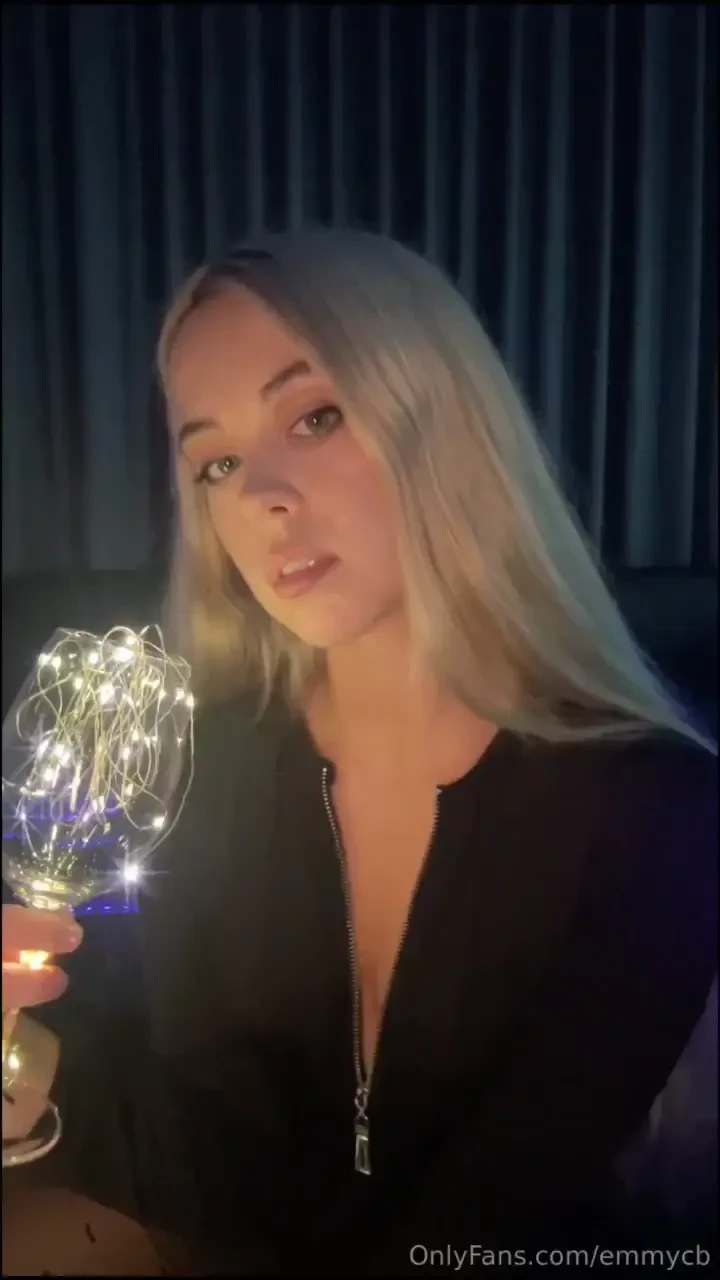 Do you like it when i wear black or naked 