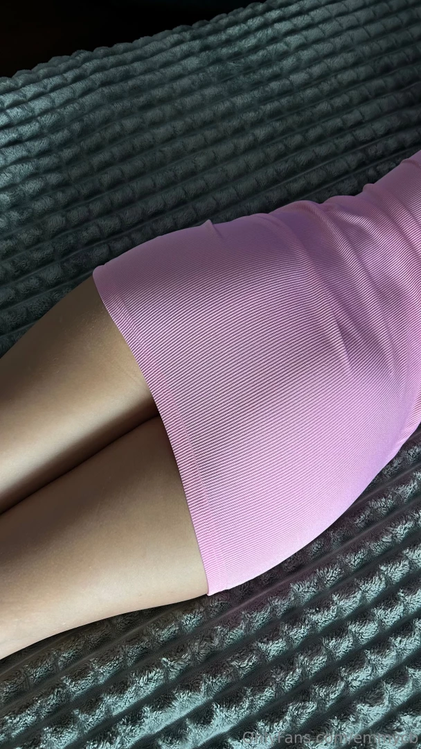 Will you lie down next to me quietly 