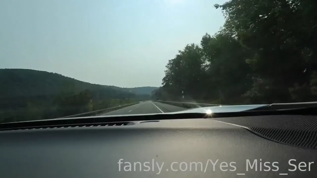 Giantess takes you hiking i snuck you on vacation with my friends lt 3 