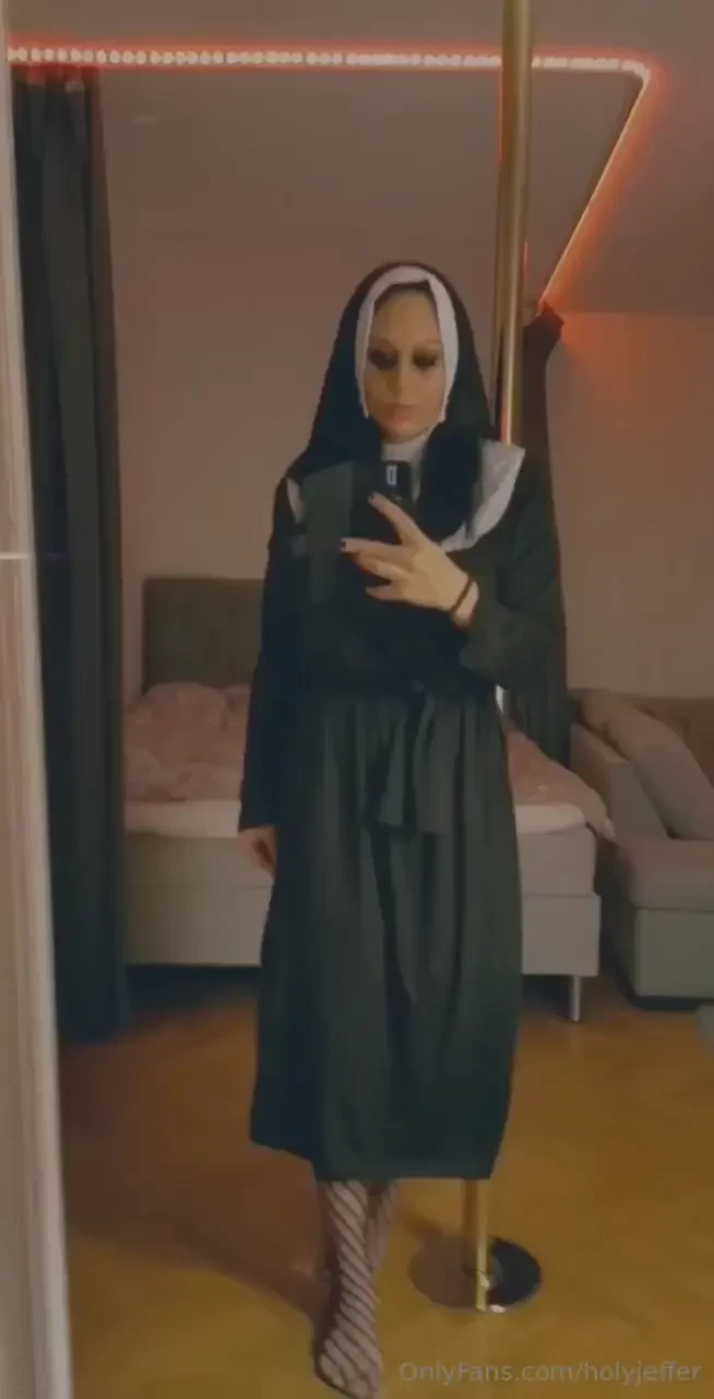 L ngtar typ redan till halloween s att man f r kl ut sig lite vad 